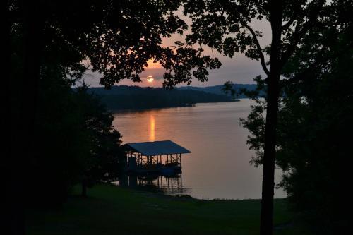 Anchor Inn On The Lake Bed And Breakfast Branson Bagian luar foto