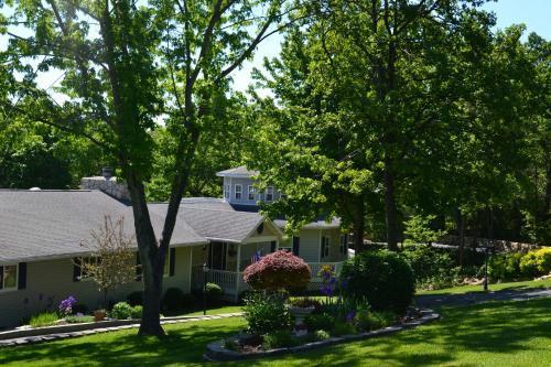 Anchor Inn On The Lake Bed And Breakfast Branson Bagian luar foto